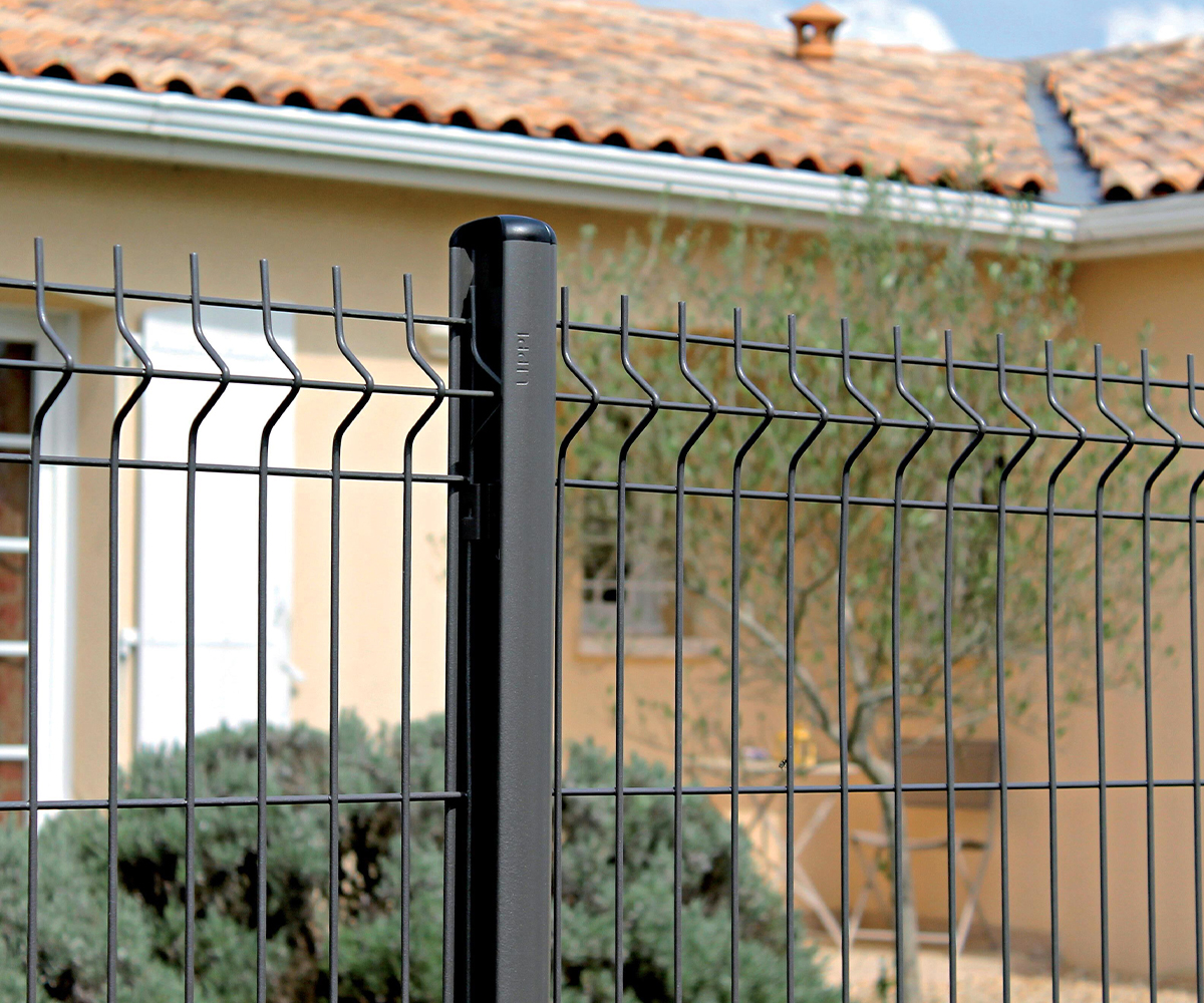 Clôture métallique